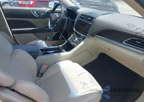 2018 Lincoln Continental Select из США, поврежденный, VIN 1LN6L9SK0J5601557